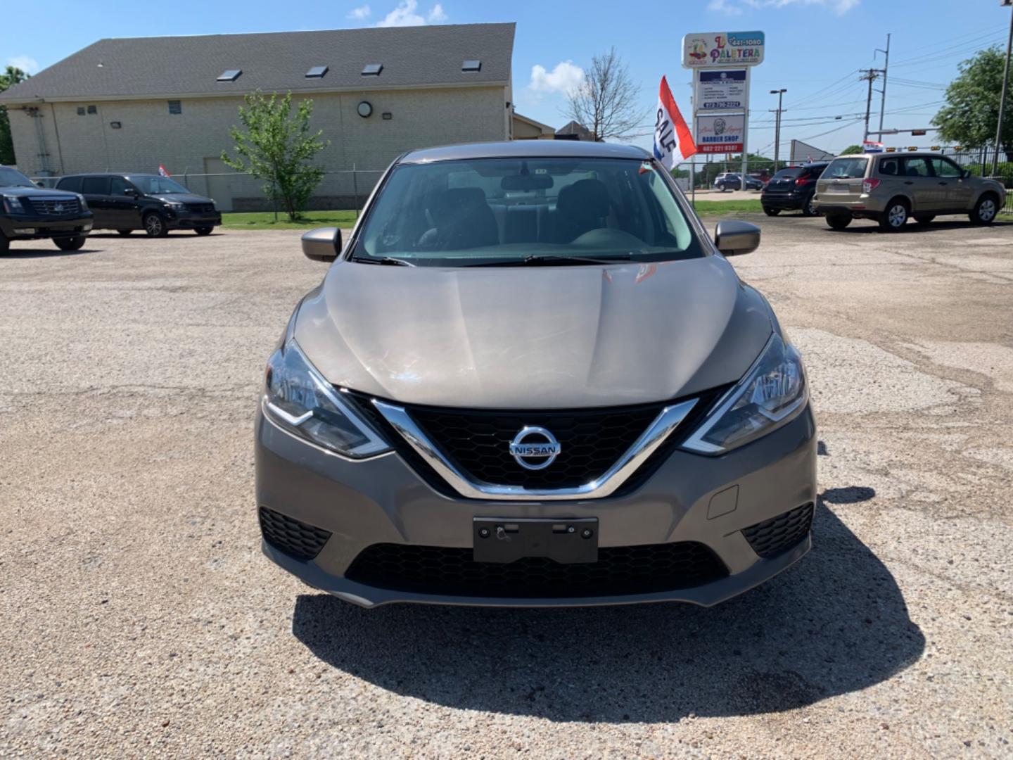 2016 Gray /gray Nissan Sentra SV (3N1AB7AP0GL) , AUTOMATIC transmission, located at 1830 North Belt Line Road, Irving, TX, 75061, (469) 524-0199, 32.834373, -96.993584 - Photo#1